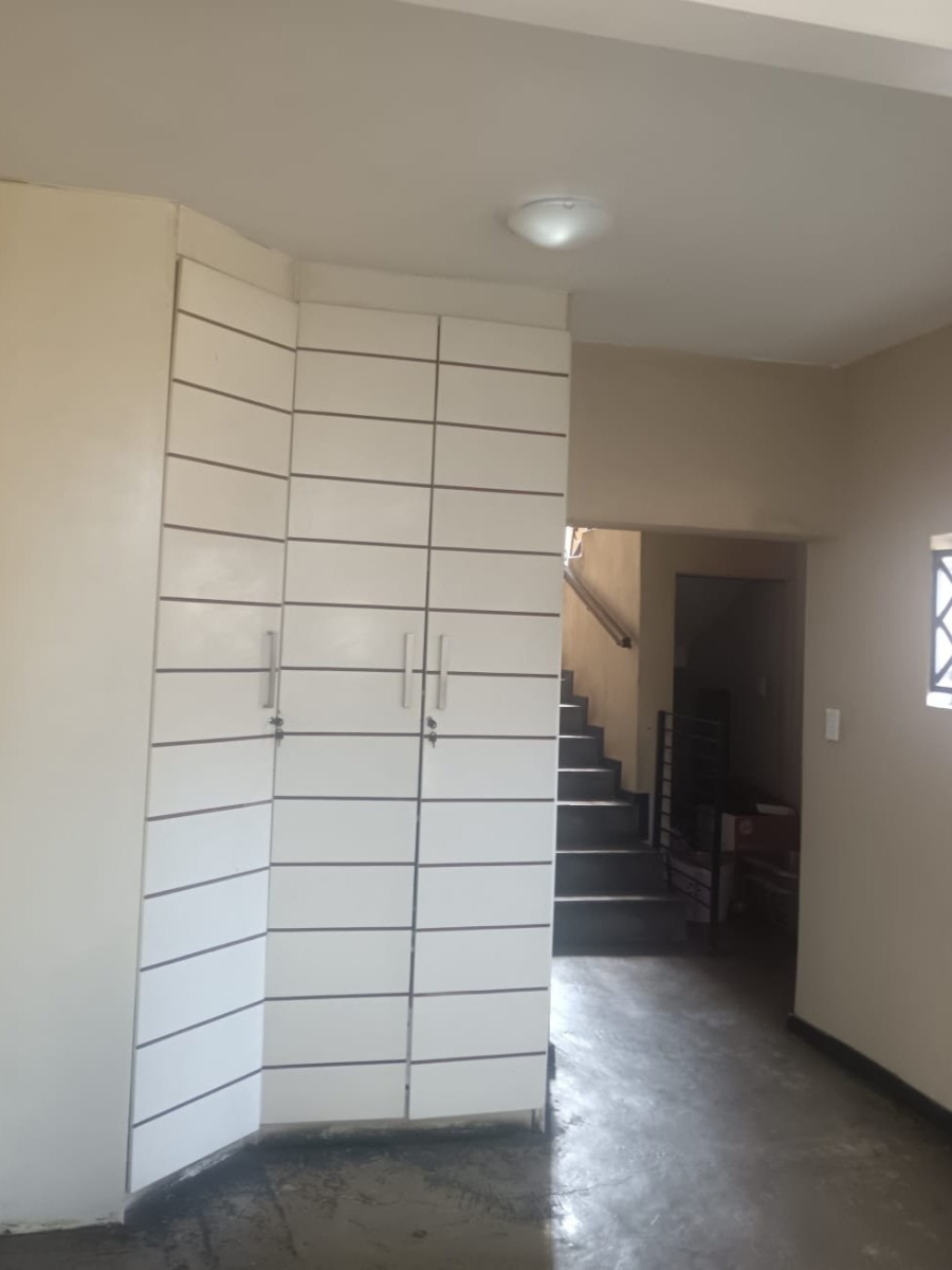 4 Bedroom Property for Sale in Primindia North West